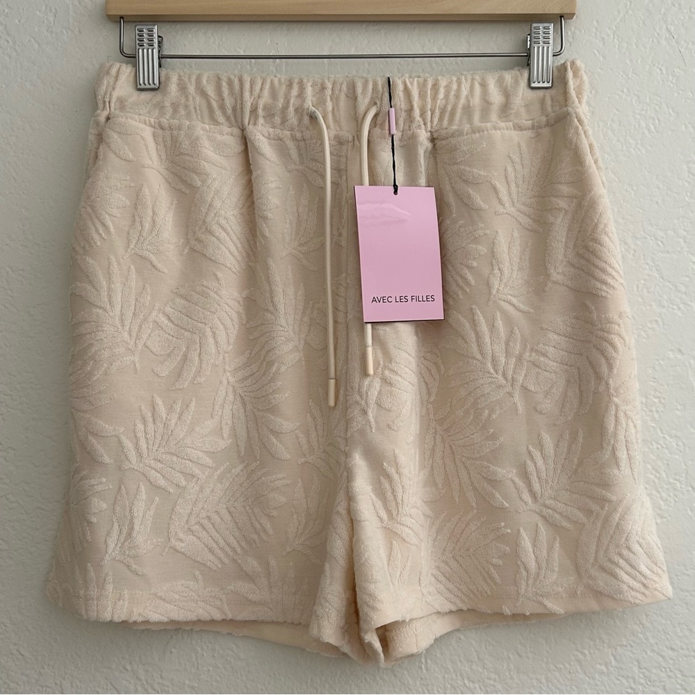 AVEC LES‎ FILLES Beige Terry Embossed Shorts Size M